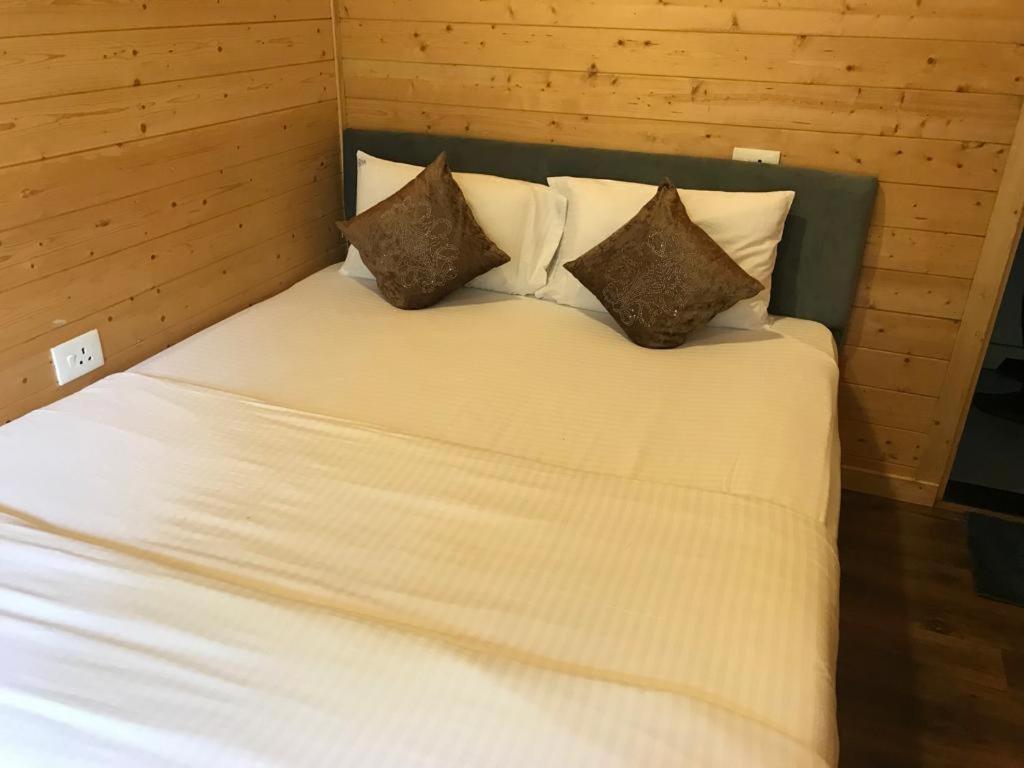 Chan Beach Resort Bahur Екстер'єр фото